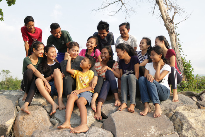 Einblick in unser Kinderheim «Desawan» auf YouTube Kinderheim «Desawan» auf YouTube